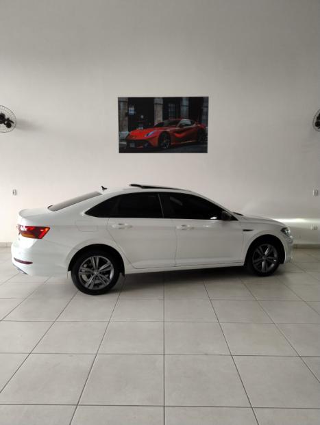 VOLKSWAGEN Jetta 1.4 4P 250 TSI R-LINE AUTOM�TICO, Foto 5