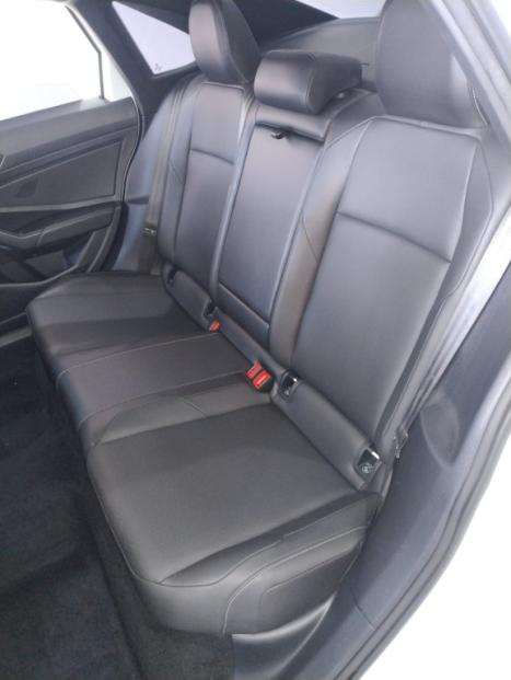 VOLKSWAGEN Jetta 1.4 4P 250 TSI R-LINE AUTOM�TICO, Foto 17