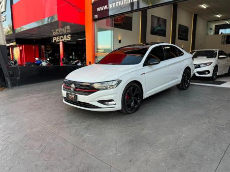 VOLKSWAGEN Jetta 1.4 4P 250 TSI TURBO COMFORTLINE AUTOM�TICO, Foto 4