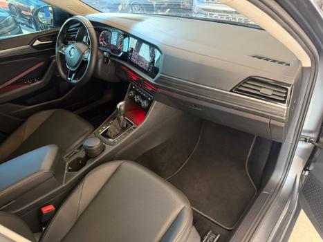 VOLKSWAGEN Jetta 1.4 4P 250 TSI TURBO COMFORTLINE AUTOM�TICO, Foto 4