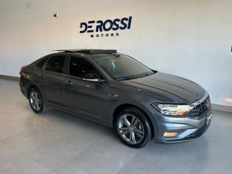 VOLKSWAGEN Jetta 1.4 4P 250 TSI R-LINE AUTOM�TICO, Foto 1
