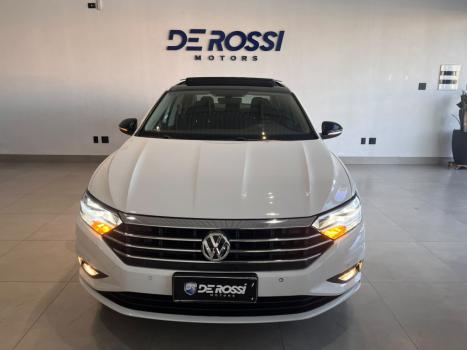 VOLKSWAGEN Jetta 1.4 4P 250 TSI TURBO COMFORTLINE AUTOM�TICO, Foto 4