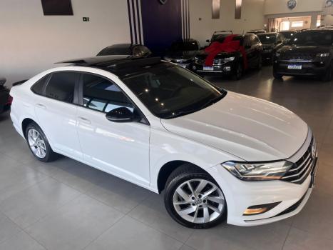 VOLKSWAGEN Jetta 1.4 4P 250 TSI TURBO COMFORTLINE AUTOM�TICO, Foto 5
