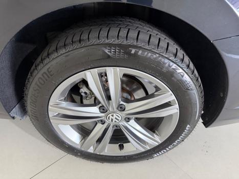 VOLKSWAGEN Jetta 1.4 4P 250 TSI R-LINE AUTOM�TICO, Foto 15