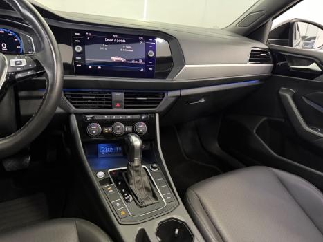 VOLKSWAGEN Jetta 1.4 4P 250 TSI R-LINE AUTOM�TICO, Foto 9