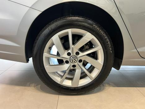 VOLKSWAGEN Jetta 1.4 4P 250 TSI TURBO COMFORTLINE AUTOM�TICO, Foto 18