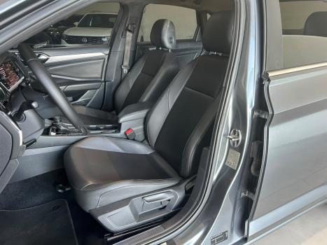 VOLKSWAGEN Jetta 1.4 4P 250 TSI R-LINE AUTOMÁTICO, Foto 11