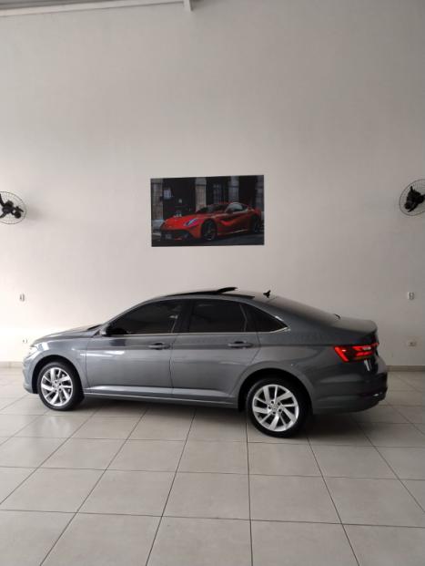 VOLKSWAGEN Jetta 1.4 4P 250 TSI TURBO COMFORTLINE AUTOM�TICO, Foto 4