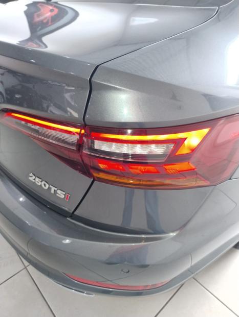 VOLKSWAGEN Jetta 1.4 4P 250 TSI TURBO COMFORTLINE AUTOM�TICO, Foto 7