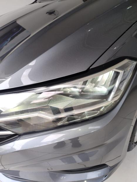VOLKSWAGEN Jetta 1.4 4P 250 TSI TURBO COMFORTLINE AUTOM�TICO, Foto 8