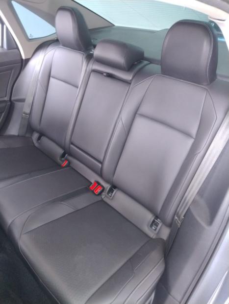 VOLKSWAGEN Jetta 1.4 4P 250 TSI TURBO COMFORTLINE AUTOM�TICO, Foto 17