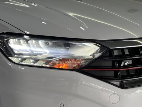 VOLKSWAGEN Jetta 1.4 4P 250 TSI R-LINE AUTOM�TICO, Foto 4