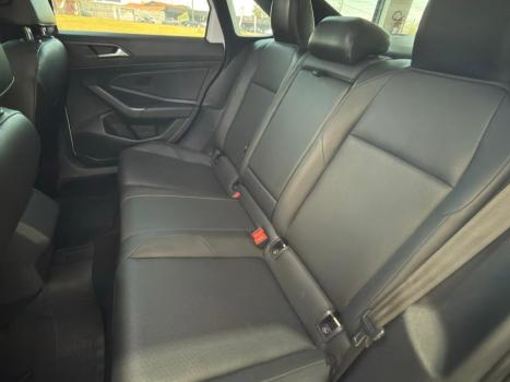 VOLKSWAGEN Jetta 1.4 4P 250 TSI R-LINE AUTOMÁTICO, Foto 11