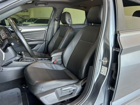 VOLKSWAGEN Jetta 1.4 4P 250 TSI R-LINE AUTOMÁTICO, Foto 12