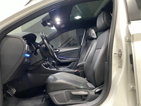 VOLKSWAGEN Jetta 1.4 4P 250 TSI R-LINE AUTOMÁTICO, Foto 7