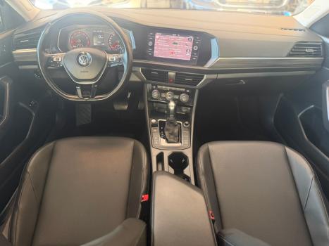 VOLKSWAGEN Jetta 1.4 4P 250 TSI TURBO COMFORTLINE AUTOMÁTICO, Foto 2