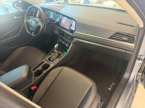 VOLKSWAGEN Jetta 1.4 4P 250 TSI TURBO COMFORTLINE AUTOMÁTICO, Foto 4