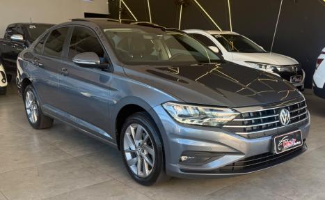 VOLKSWAGEN Jetta 1.4 4P 250 TSI TURBO COMFORTLINE AUTOMÁTICO, Foto 5