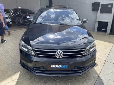 VOLKSWAGEN Jetta 2.0 4P TSI HIGHLINE 211 CV AUTOMÁTICO, Foto 2 VOLKSWAGEN Jetta 2.0 4P TSI HIGHLINE 211 CV AUTOMÁTICO, Foto 2