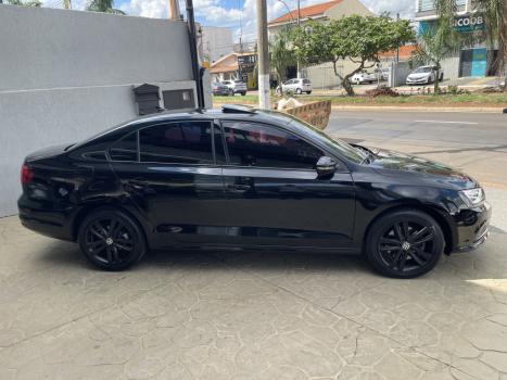 VOLKSWAGEN Jetta 2.0 4P TSI HIGHLINE 211 CV AUTOMÁTICO, Foto 4 VOLKSWAGEN Jetta 2.0 4P TSI HIGHLINE 211 CV AUTOMÁTICO, Foto 4