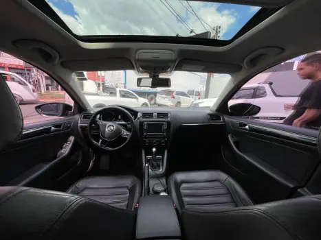 VOLKSWAGEN Jetta 2.0 4P TSI HIGHLINE 211 CV AUTOMÁTICO, Foto 7 VOLKSWAGEN Jetta 2.0 4P TSI HIGHLINE 211 CV AUTOMÁTICO, Foto 7