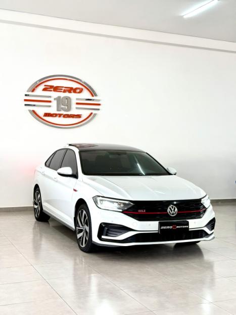 VOLKSWAGEN Jetta 2.0 4P 350 TSI GLI AUTOMÁTICO DSG, Foto 1 VOLKSWAGEN Jetta 2.0 4P 350 TSI GLI AUTOMÁTICO DSG, Foto 1