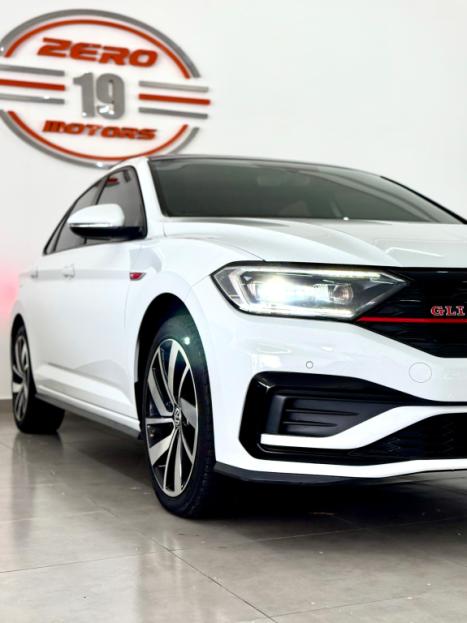 VOLKSWAGEN Jetta 2.0 4P 350 TSI GLI AUTOMÁTICO DSG, Foto 3 VOLKSWAGEN Jetta 2.0 4P 350 TSI GLI AUTOMÁTICO DSG, Foto 3