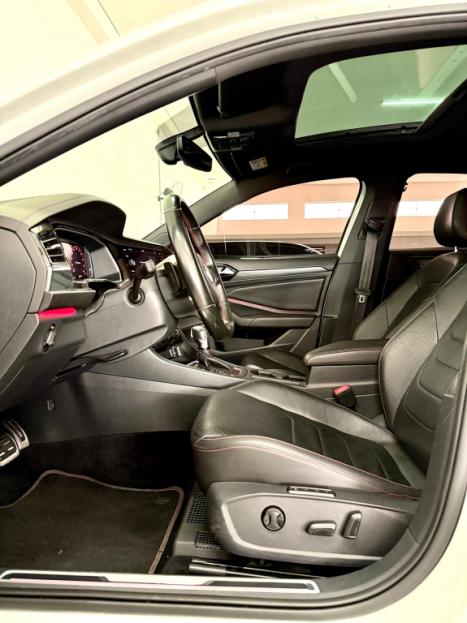 VOLKSWAGEN Jetta 2.0 4P 350 TSI GLI AUTOMÁTICO DSG, Foto 10 VOLKSWAGEN Jetta 2.0 4P 350 TSI GLI AUTOMÁTICO DSG, Foto 10