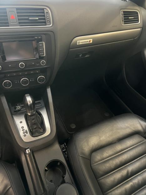 VOLKSWAGEN Jetta 2.0 4P TSI HIGHLINE 211 CV AUTOMÁTICO, Foto 6 VOLKSWAGEN Jetta 2.0 4P TSI HIGHLINE 211 CV AUTOMÁTICO, Foto 6