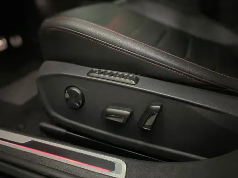 VOLKSWAGEN Jetta 2.0 4P 350 TSI GLI AUTOMÁTICO DSG, Foto 16 VOLKSWAGEN Jetta 2.0 4P 350 TSI GLI AUTOMÁTICO DSG, Foto 16