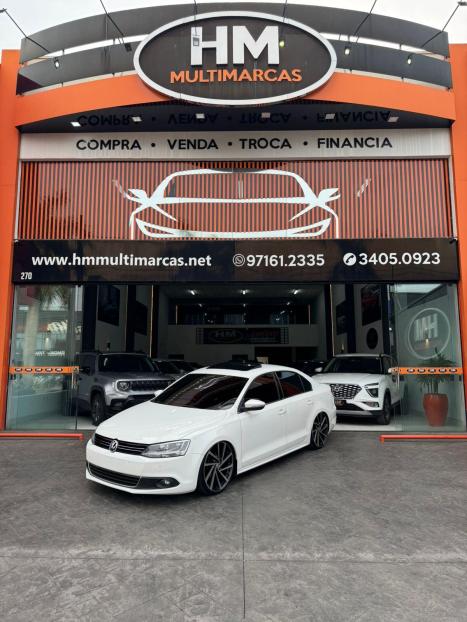 VOLKSWAGEN Jetta 2.0 4P FLEX CONFORTLINE TIPTRONIC AUTOMÁTICO, Foto 2 VOLKSWAGEN Jetta 2.0 4P FLEX CONFORTLINE TIPTRONIC AUTOMÁTICO, Foto 2