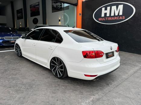 VOLKSWAGEN Jetta 2.0 4P FLEX CONFORTLINE TIPTRONIC AUTOMÁTICO, Foto 11 VOLKSWAGEN Jetta 2.0 4P FLEX CONFORTLINE TIPTRONIC AUTOMÁTICO, Foto 11