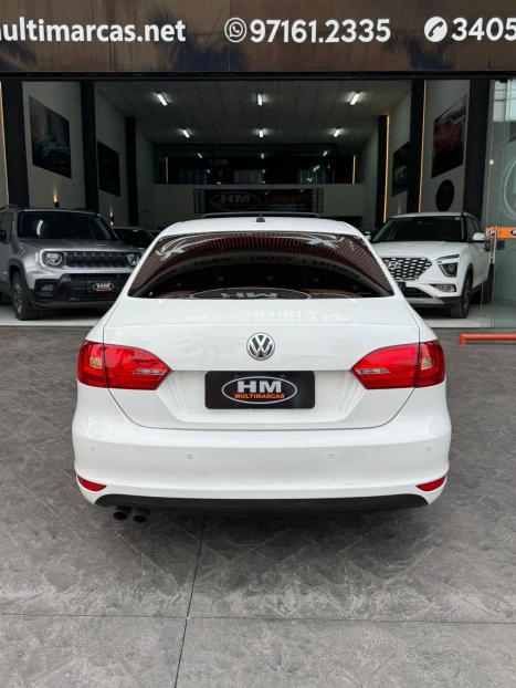 VOLKSWAGEN Jetta 2.0 4P FLEX CONFORTLINE TIPTRONIC AUTOMÁTICO, Foto 13 VOLKSWAGEN Jetta 2.0 4P FLEX CONFORTLINE TIPTRONIC AUTOMÁTICO, Foto 13