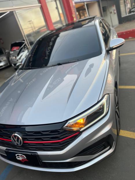 VOLKSWAGEN Jetta 2.0 4P 350 TSI GLI AUTOMTICO DSG, Foto 6