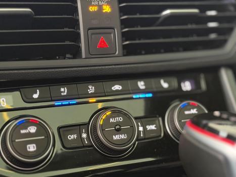 VOLKSWAGEN Jetta 2.0 4P 350 TSI GLI AUTOMTICO DSG, Foto 13