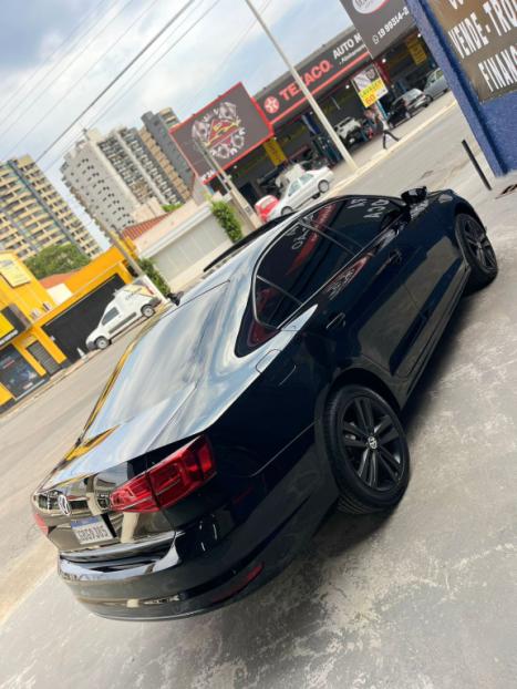 VOLKSWAGEN Jetta 2.0 4P TSI HIGHLINE 211 CV AUTOMTICO, Foto 2