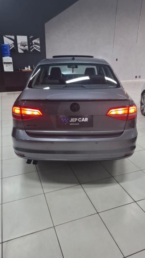 VOLKSWAGEN Jetta 2.0 4P FLEX CONFORTLINE TIPTRONIC AUTOMTICO, Foto 6
