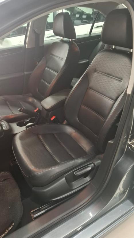 VOLKSWAGEN Jetta 2.0 4P FLEX CONFORTLINE TIPTRONIC AUTOMTICO, Foto 10