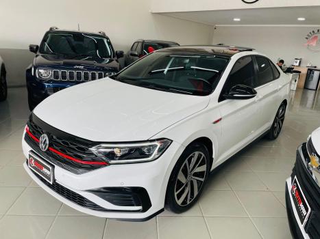 VOLKSWAGEN Jetta 2.0 4P 350 TSI GLI AUTOMÁTICO DSG, Foto 4 VOLKSWAGEN Jetta 2.0 4P 350 TSI GLI AUTOMÁTICO DSG, Foto 4