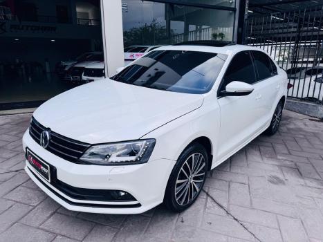 VOLKSWAGEN Jetta 2.0 4P TSI HIGHLINE 211 CV AUTOMÁTICO, Foto 2 VOLKSWAGEN Jetta 2.0 4P TSI HIGHLINE 211 CV AUTOMÁTICO, Foto 2