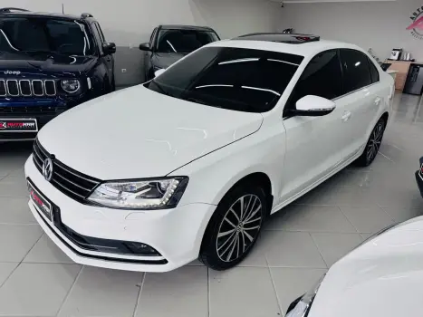 VOLKSWAGEN Jetta 2.0 4P TSI HIGHLINE 211 CV AUTOMÁTICO, Foto 5 VOLKSWAGEN Jetta 2.0 4P TSI HIGHLINE 211 CV AUTOMÁTICO, Foto 5