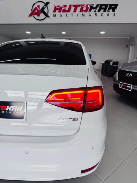 VOLKSWAGEN Jetta 2.0 4P TSI HIGHLINE 211 CV AUTOM�TICO, Foto 9