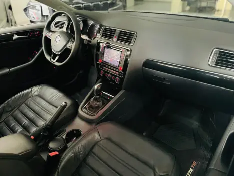 VOLKSWAGEN Jetta 2.0 4P TSI HIGHLINE 211 CV AUTOM�TICO, Foto 14