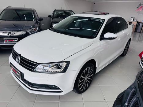 VOLKSWAGEN Jetta 2.0 4P TSI HIGHLINE 211 CV AUTOM�TICO, Foto 5