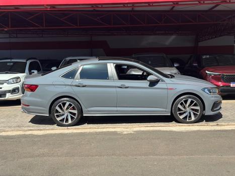 VOLKSWAGEN Jetta 2.0 4P 350 TSI GLI AUTOMTICO DSG, Foto 3