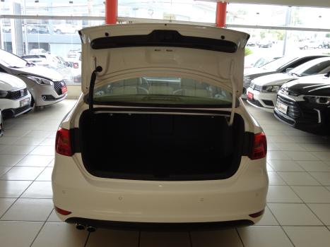 VOLKSWAGEN Jetta 2.0 4P TSI HIGHLINE 200 CV AUTOMTICO, Foto 14