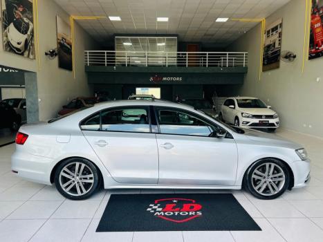 VOLKSWAGEN Jetta 2.0 4P TSI HIGHLINE 211 CV AUTOMTICO, Foto 6