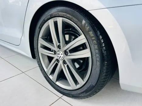 VOLKSWAGEN Jetta 2.0 4P TSI HIGHLINE 211 CV AUTOMTICO, Foto 26