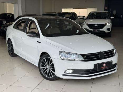 VOLKSWAGEN Jetta 2.0 4P TSI HIGHLINE 211 CV AUTOMTICO, Foto 2