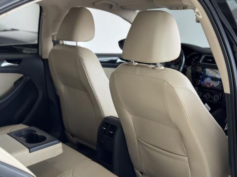 VOLKSWAGEN Jetta 2.0 4P TSI HIGHLINE 211 CV AUTOMTICO, Foto 12